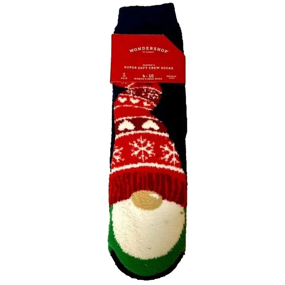 Wondershop Women’s Gnome Christmas Super Soft Crew Socks Size 4-10. NEW!